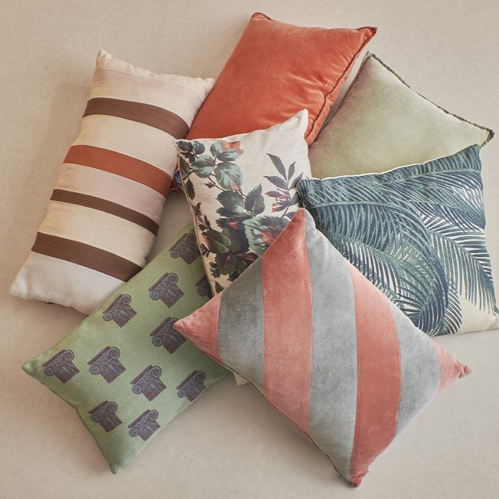 Linen striped lumbar pillow - Image 4